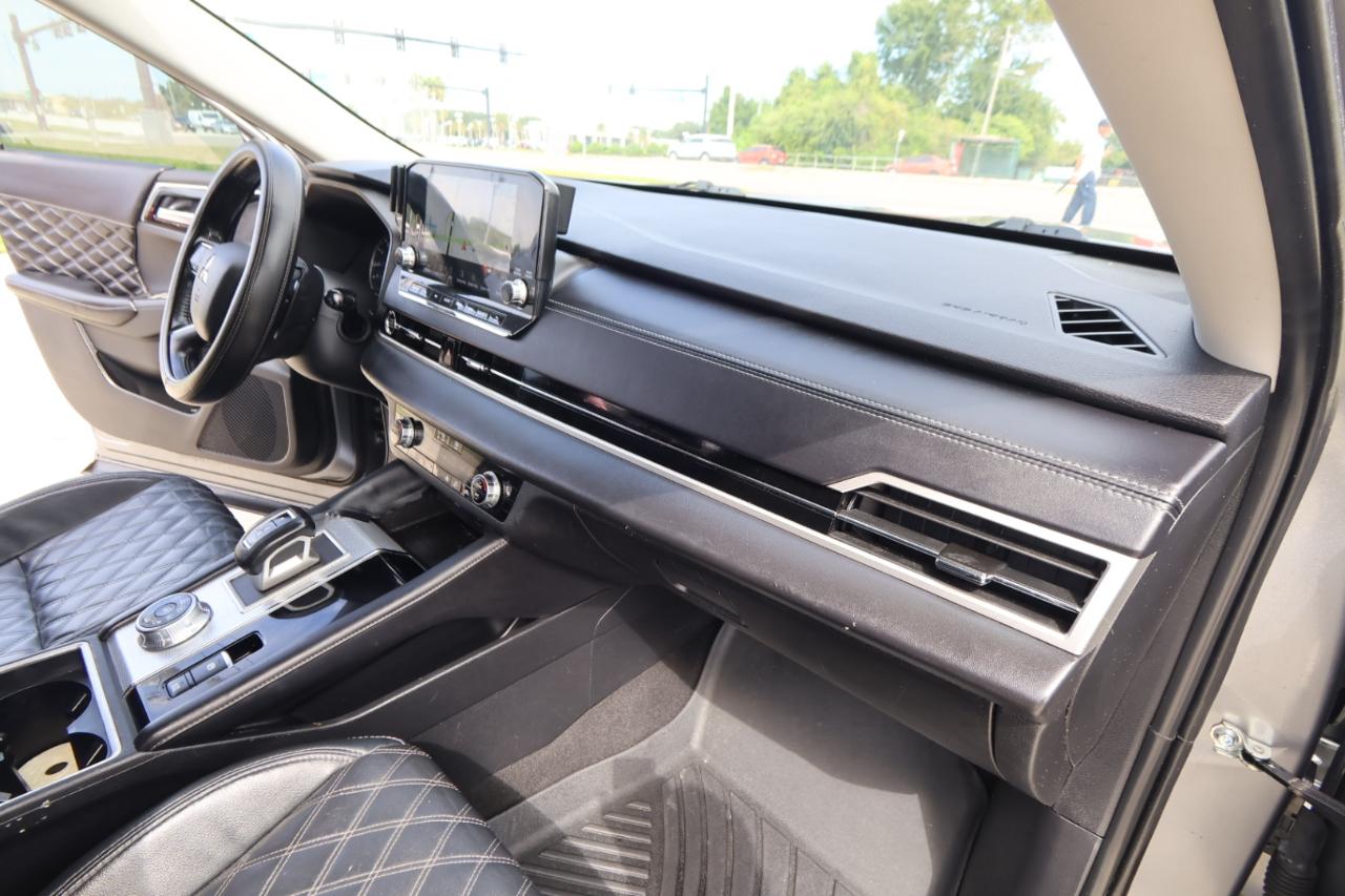 Mitsubishi Outlander SEL S-AWC 2022