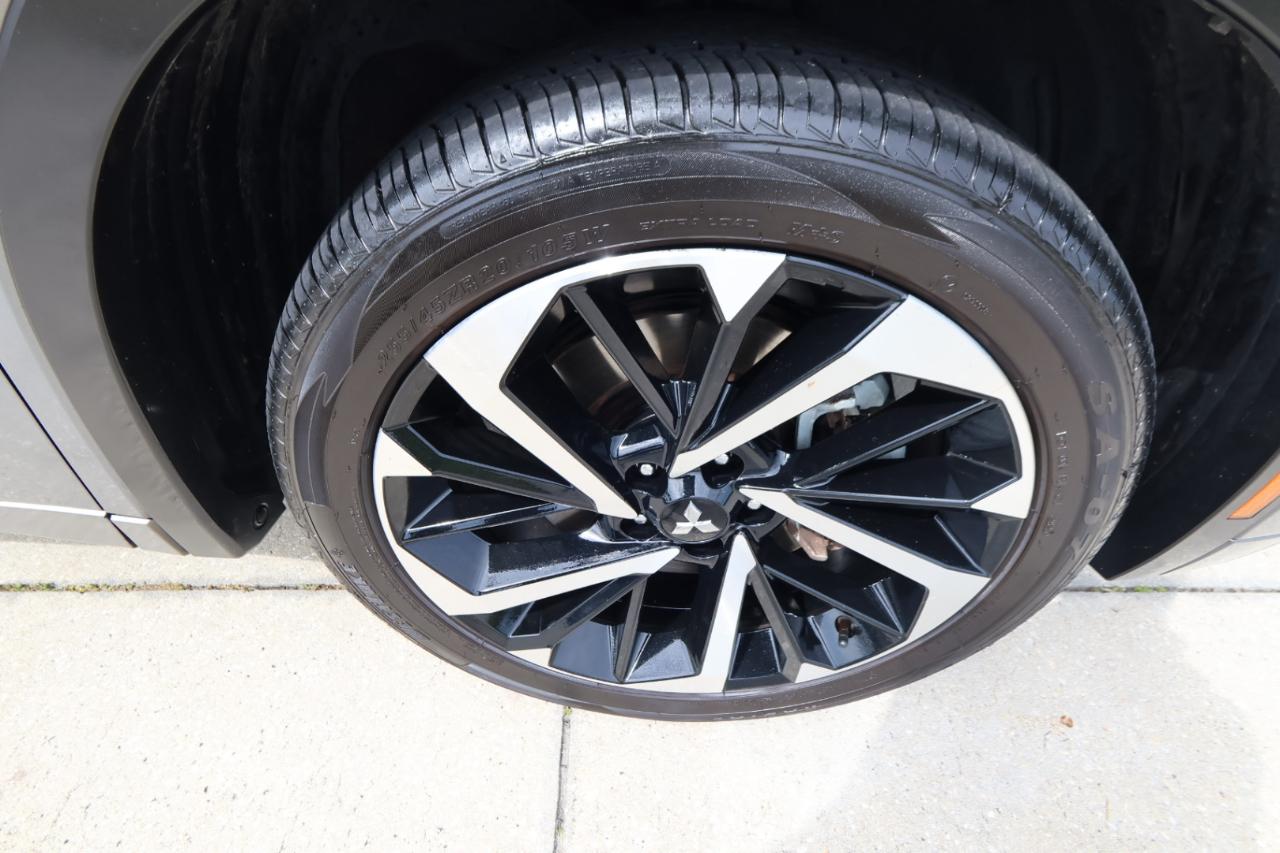 Mitsubishi Outlander SEL S-AWC 2022