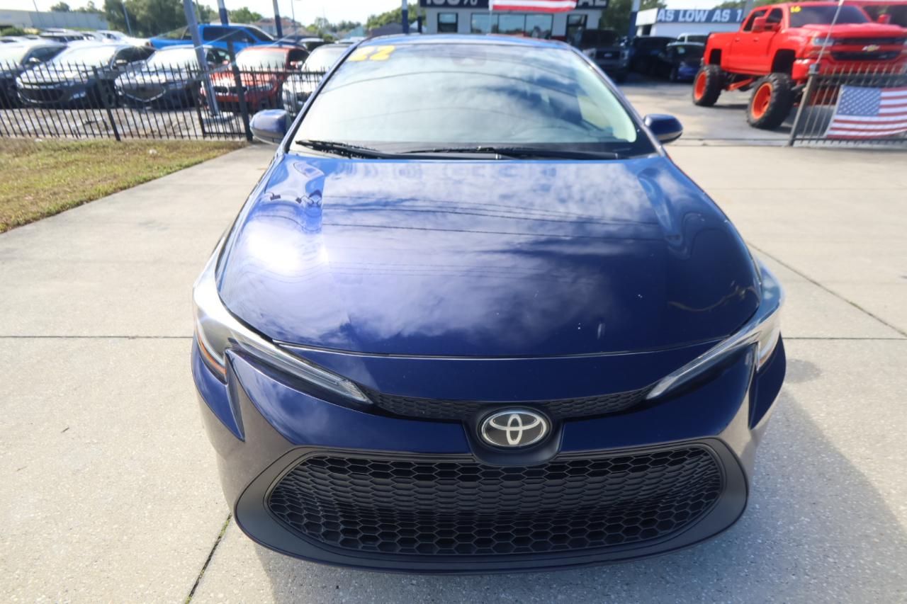 Toyota Corolla LE CVT (Natl) 2022