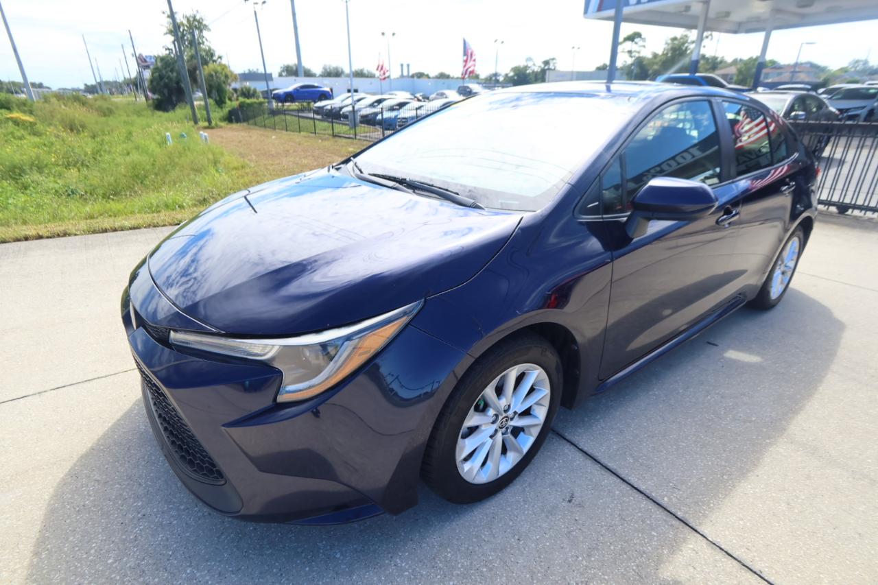 Toyota Corolla LE CVT (Natl) 2022