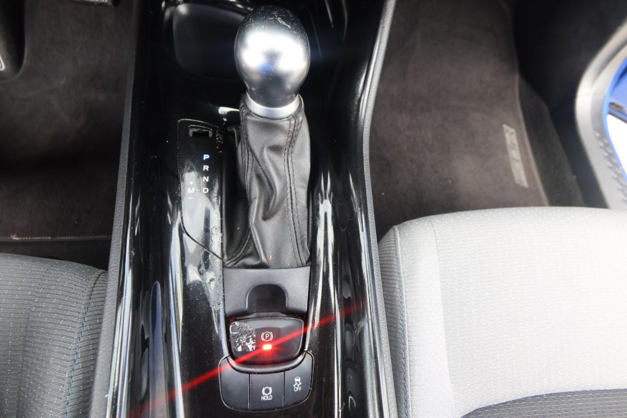 Toyota C-HR Limited FWD (Natl) 2019