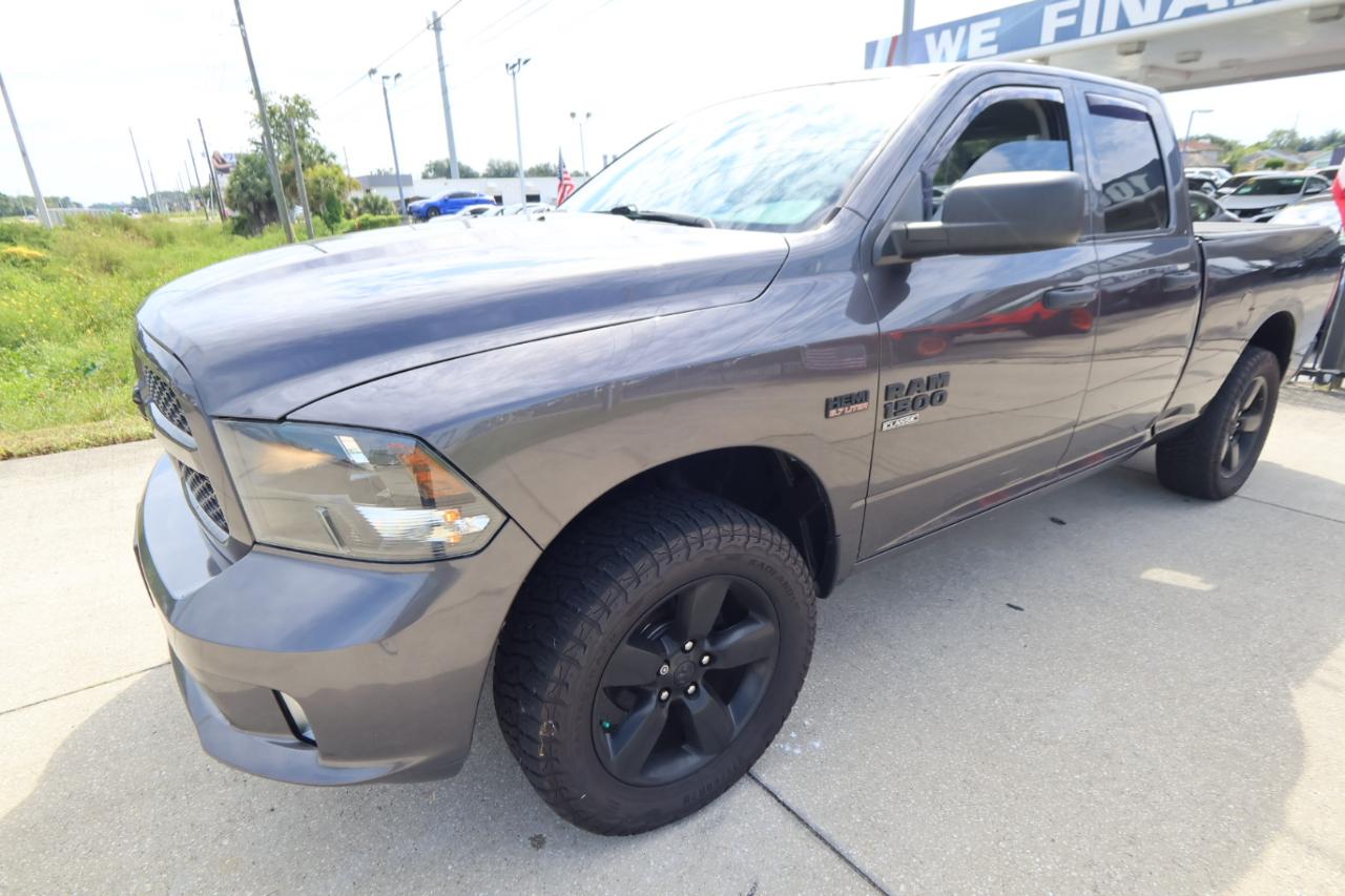 RAM 1500 Classic Express 4x4 Quad Cab 6'4" Box 2019