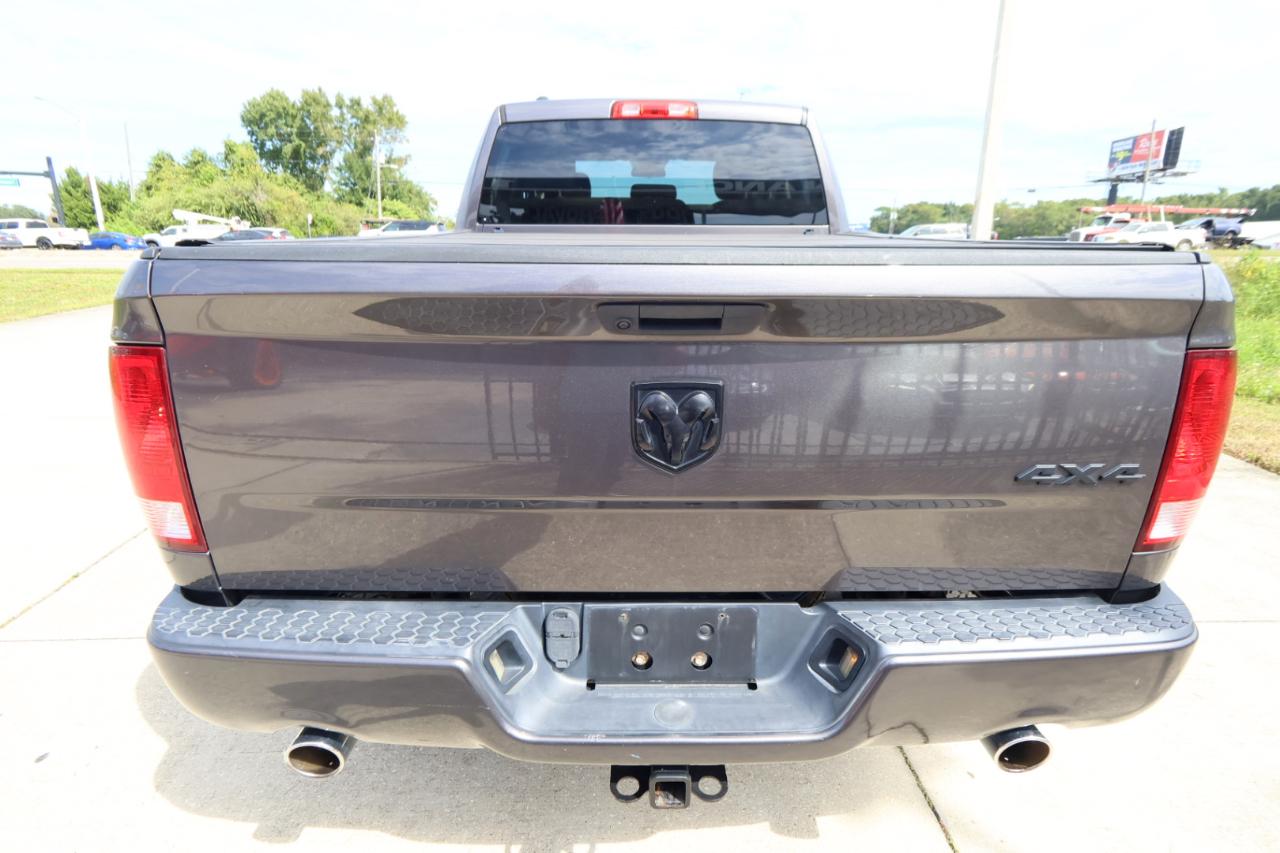 RAM 1500 Classic Express 4x4 Quad Cab 6'4" Box 2019