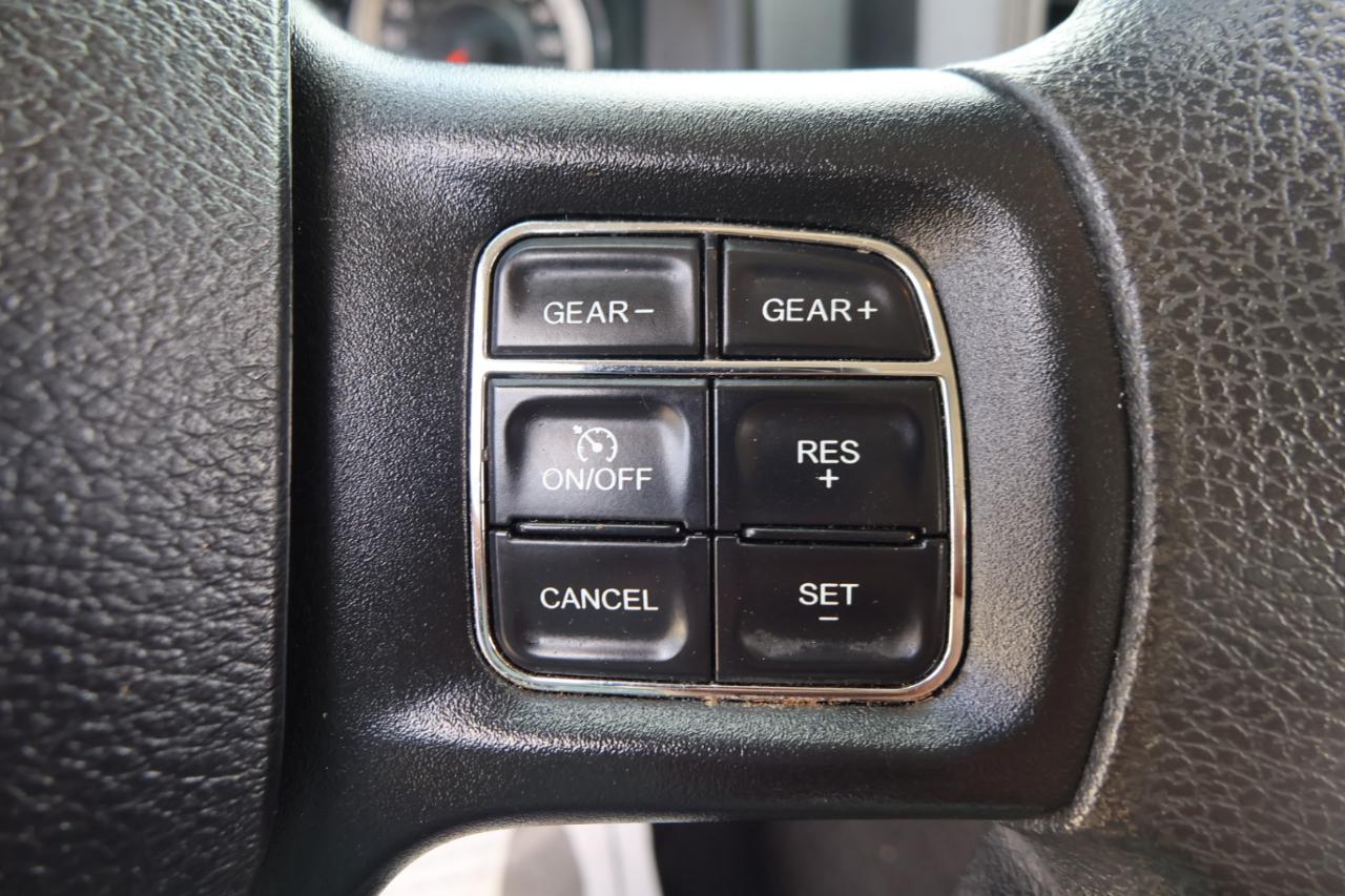 RAM 1500 Classic Express 4x4 Quad Cab 6'4" Box 2019
