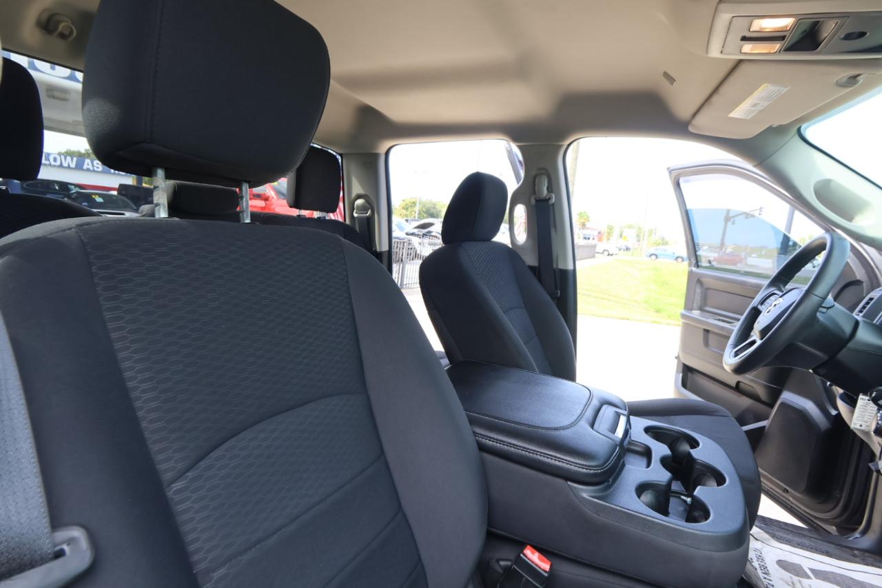 RAM 1500 Classic Express 4x4 Quad Cab 6'4" Box 2019