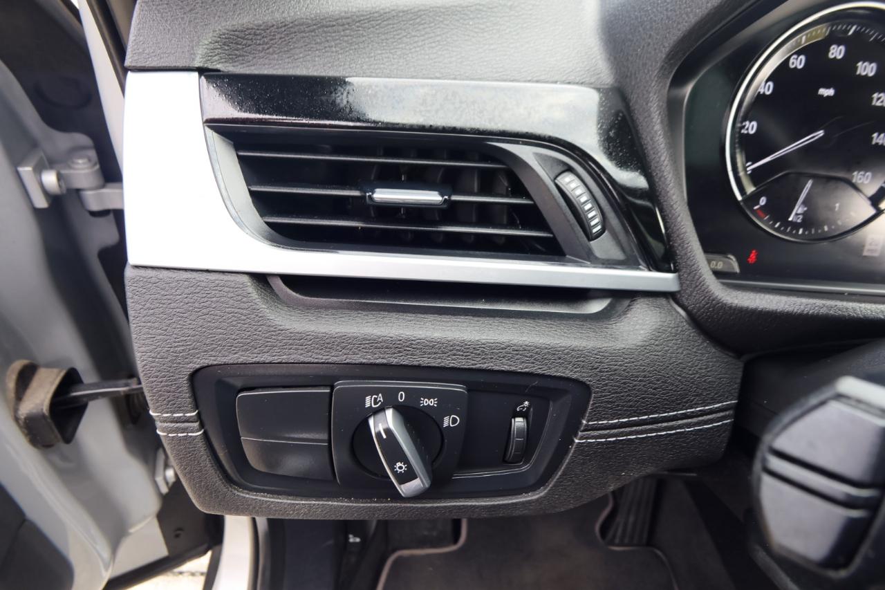 BMW X1 xDrive28i Sports Activity Vehicle 2021