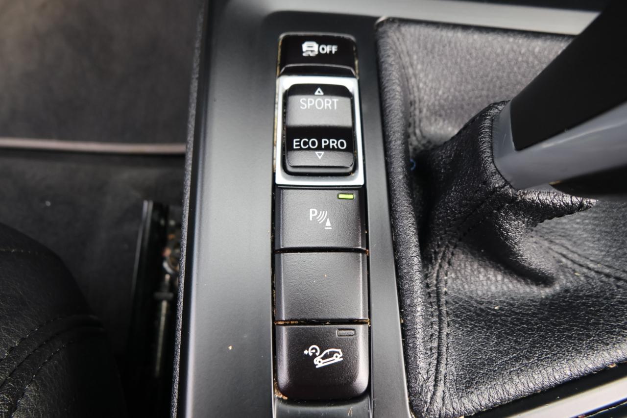 BMW X1 xDrive28i Sports Activity Vehicle 2021