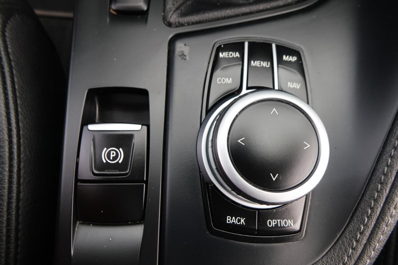BMW X1 xDrive28i Sports Activity Vehicle 2021