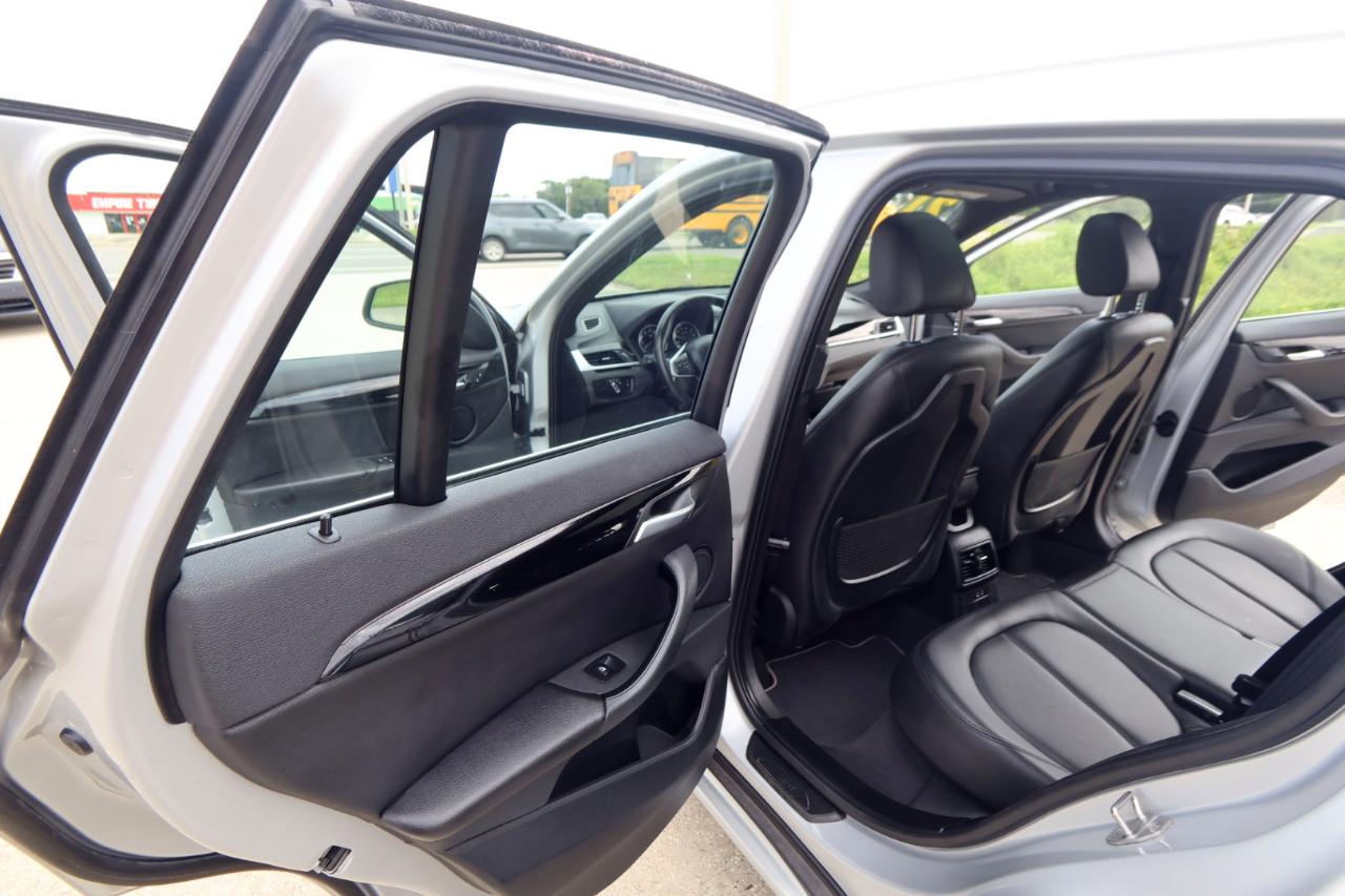 BMW X1 xDrive28i Sports Activity Vehicle 2021