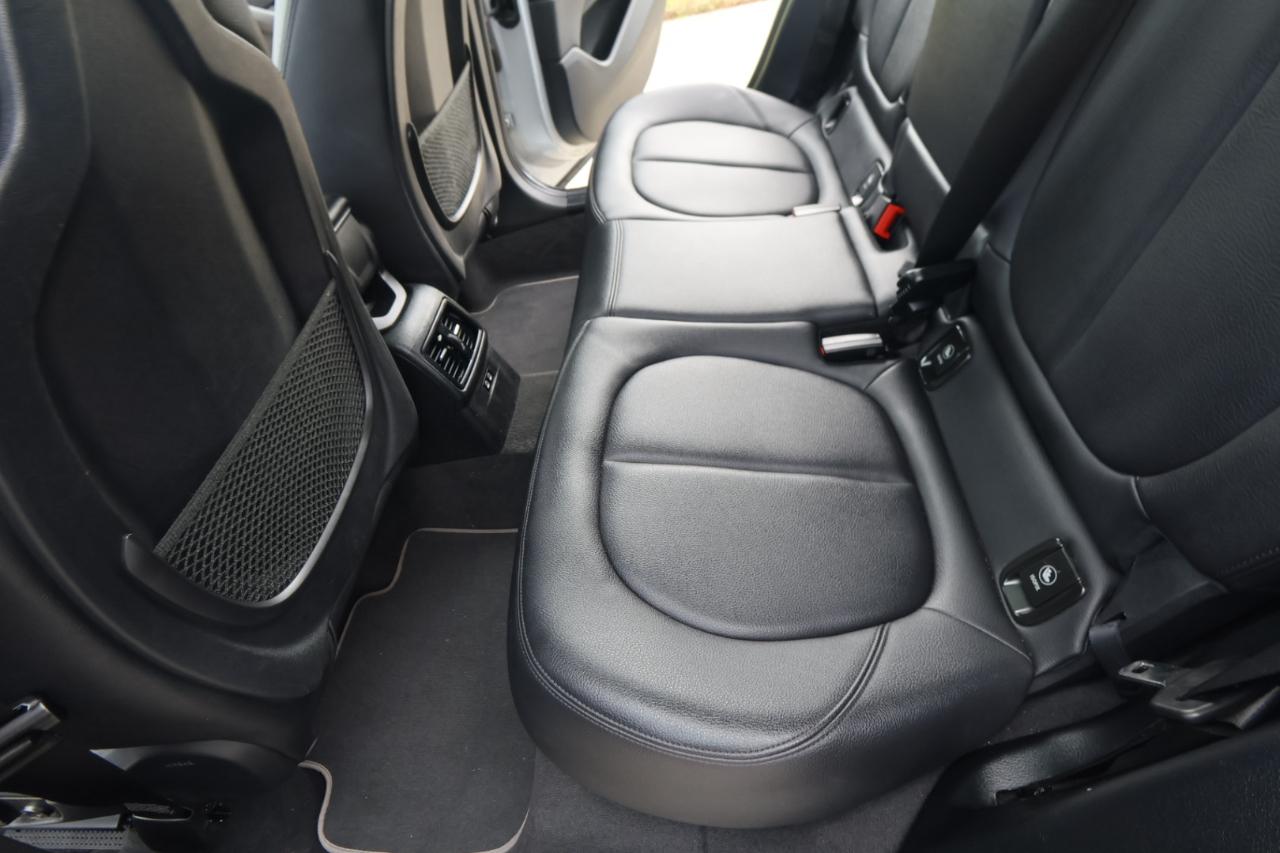 BMW X1 xDrive28i Sports Activity Vehicle 2021