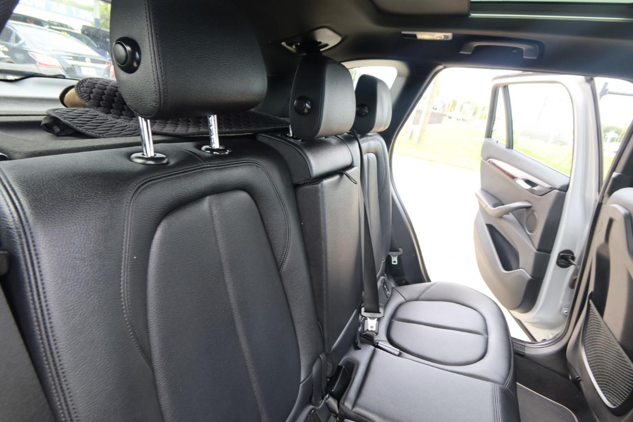 BMW X1 xDrive28i Sports Activity Vehicle 2021
