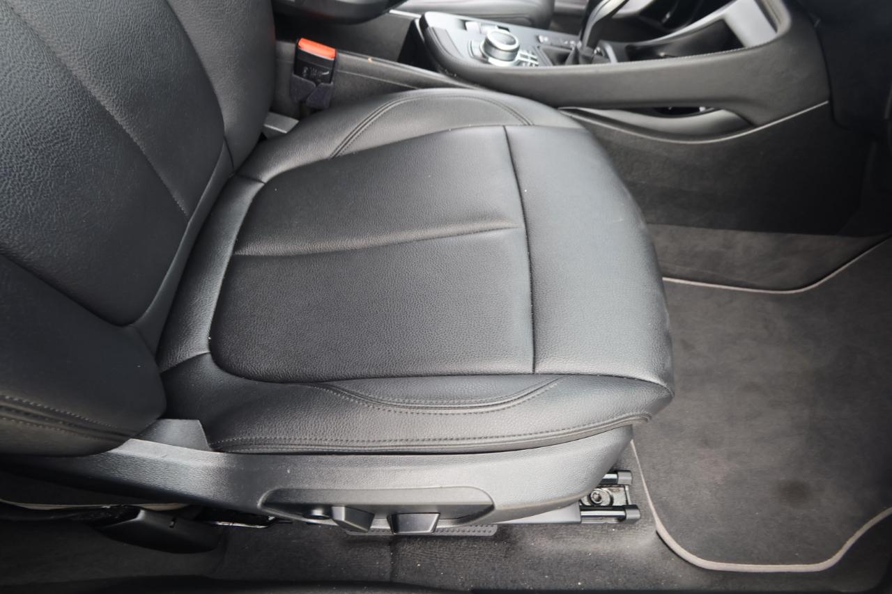 BMW X1 xDrive28i Sports Activity Vehicle 2021