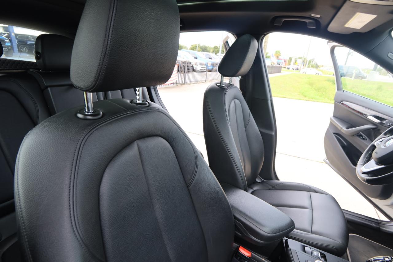 BMW X1 xDrive28i Sports Activity Vehicle 2021