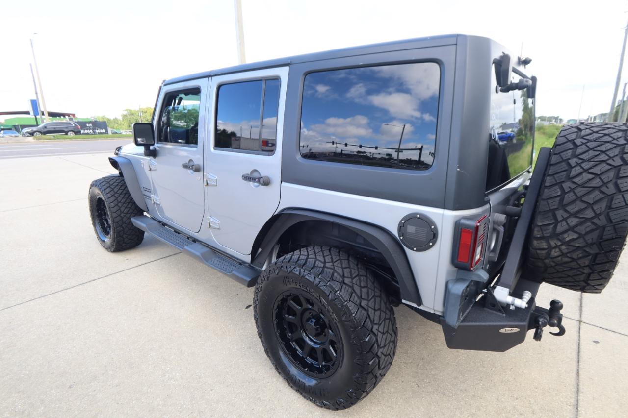 Jeep Wrangler Unlimited 4WD 4dr Sport 2016