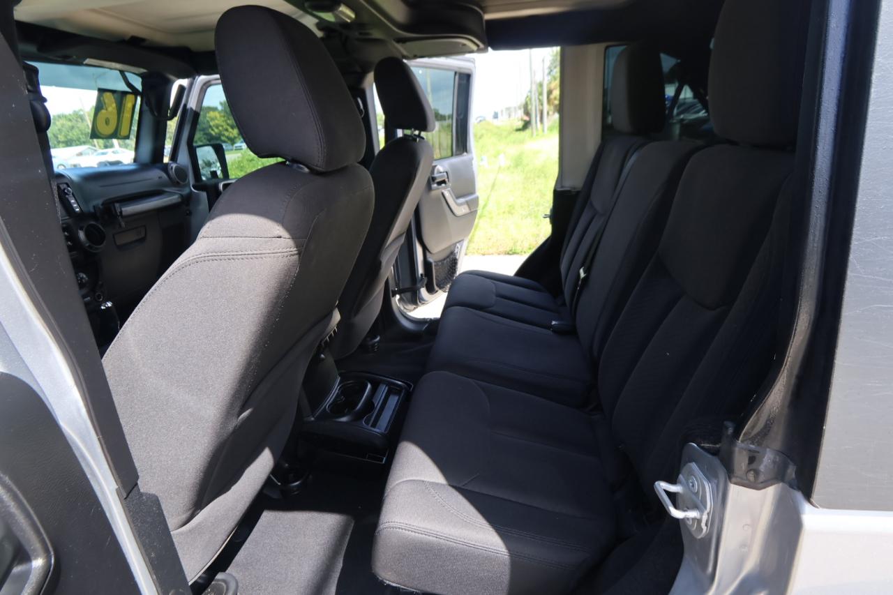 Jeep Wrangler Unlimited 4WD 4dr Sport 2016