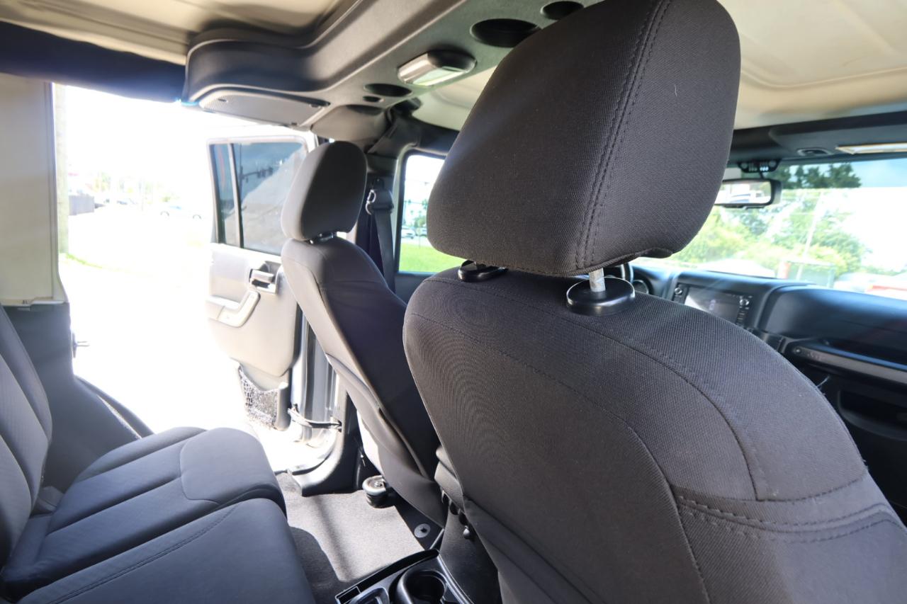 Jeep Wrangler Unlimited 4WD 4dr Sport 2016