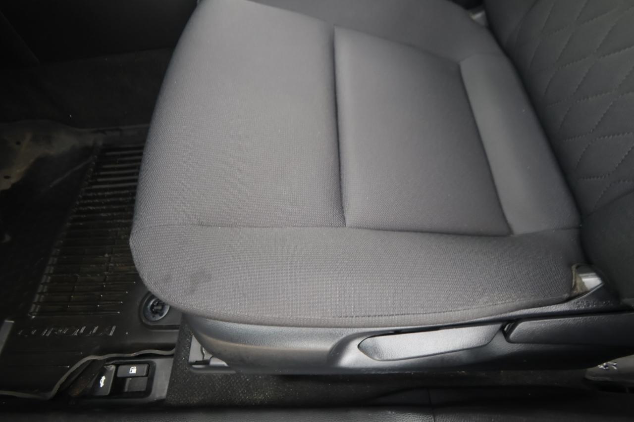 Toyota Corolla LE CVT (Natl) 2025