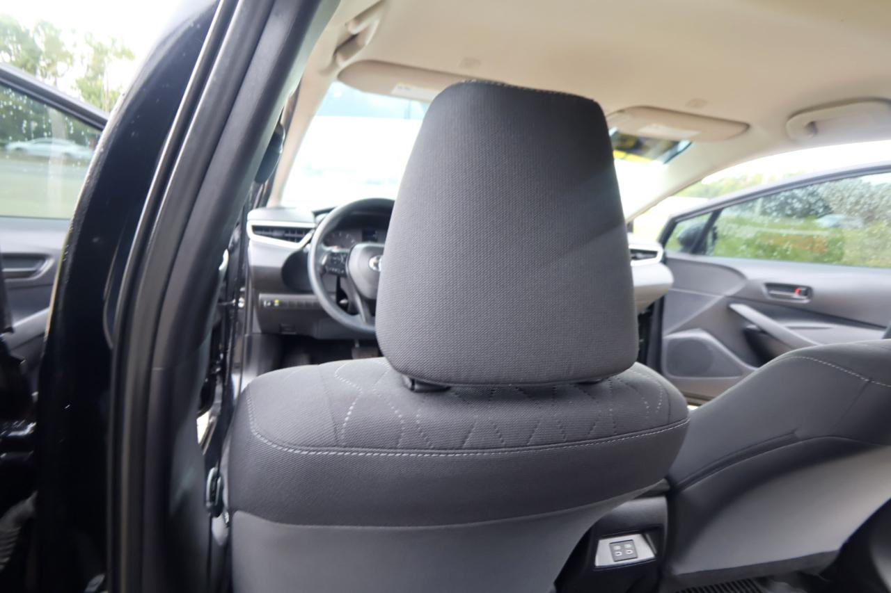 Toyota Corolla LE CVT (Natl) 2025