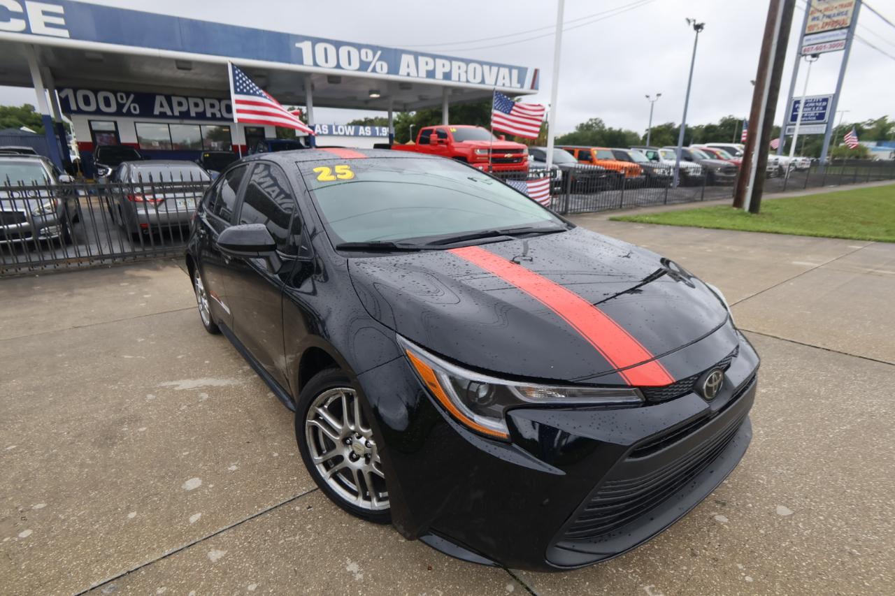 Toyota Corolla LE CVT (Natl) 2025