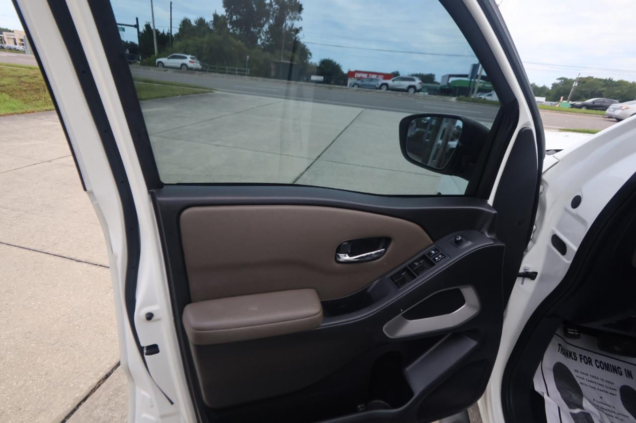 Nissan Frontier Crew Cab 4x2 SV Auto 2022