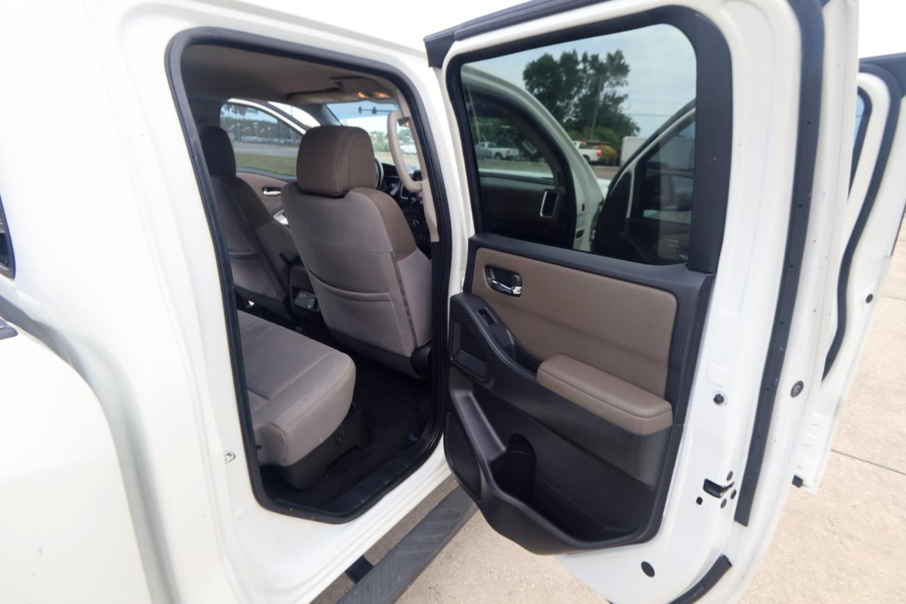 Nissan Frontier Crew Cab 4x2 SV Auto 2022
