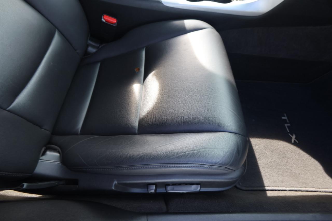 Acura TLX 2.4L FWD 2019