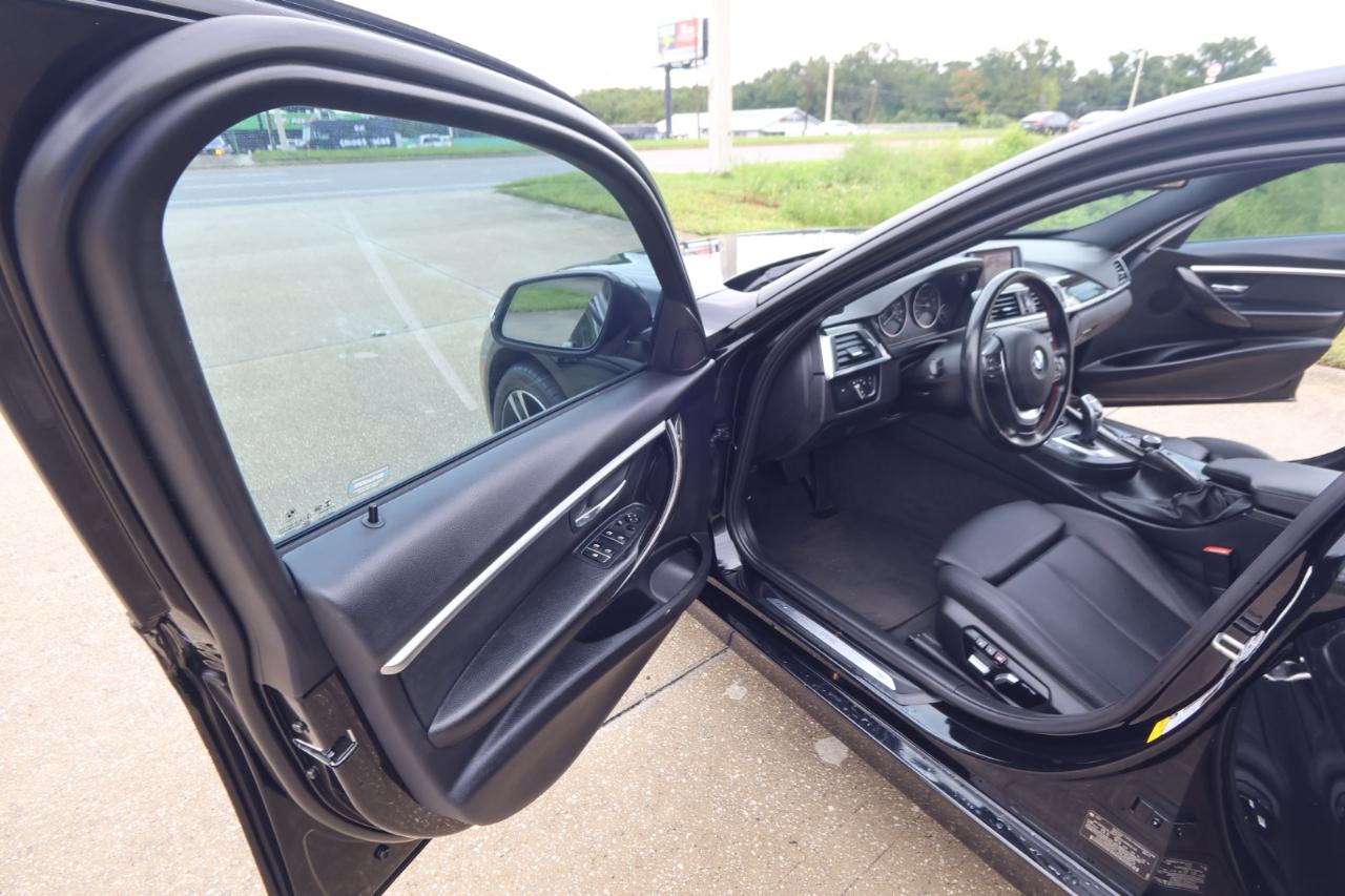 BMW 3 Series 330i Sedan 2018