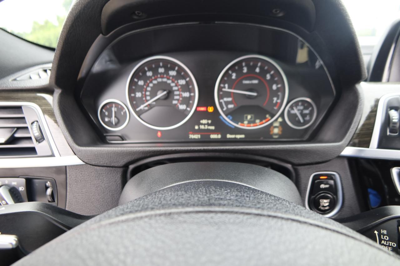 BMW 3 Series 330i Sedan 2018
