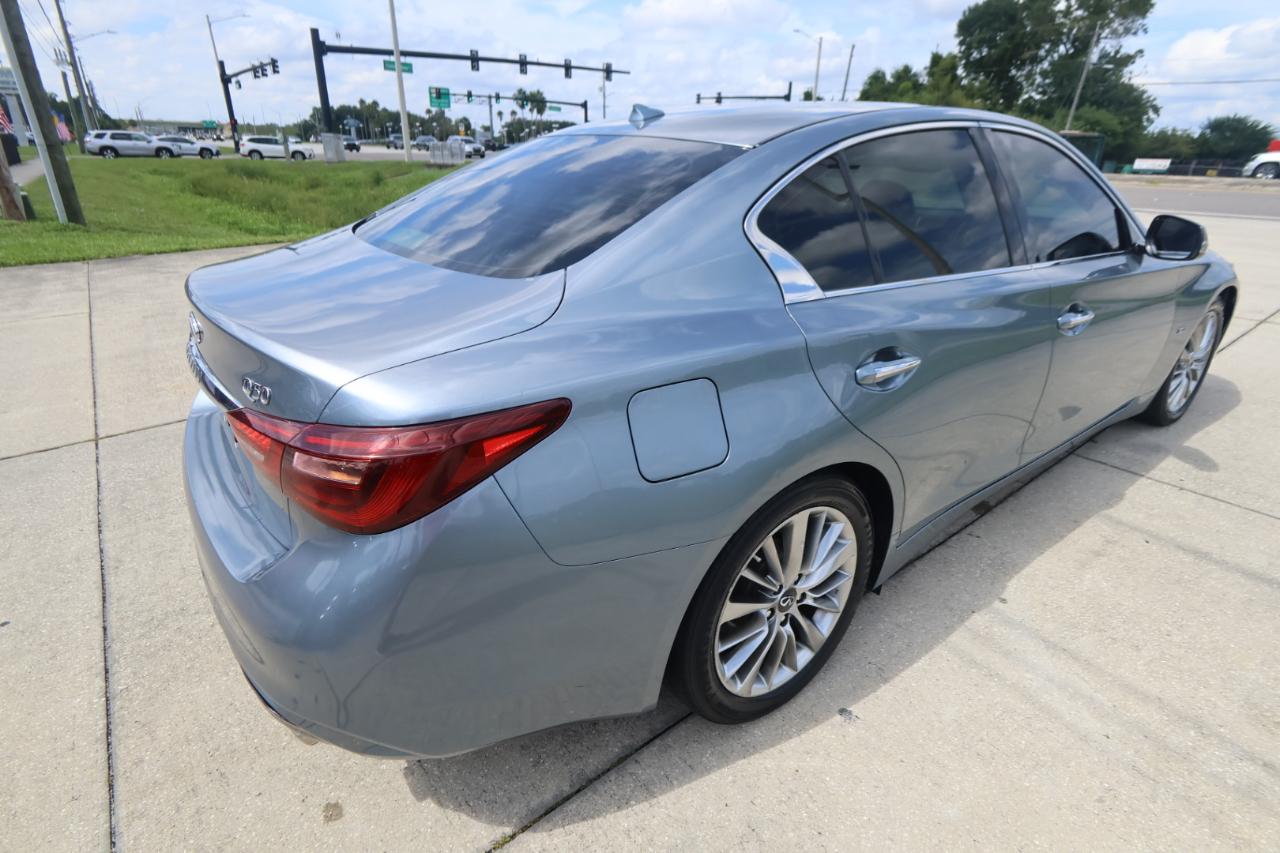 Infiniti Q50 3.0t LUXE RWD 2020