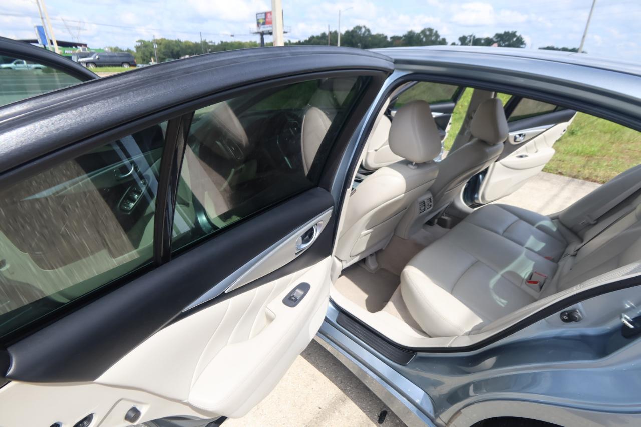 Infiniti Q50 3.0t LUXE RWD 2020