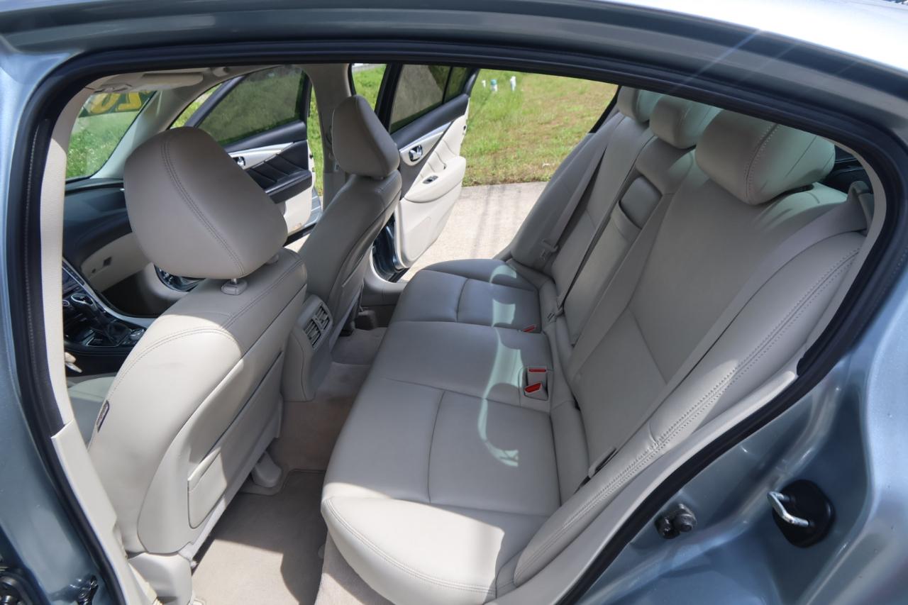 Infiniti Q50 3.0t LUXE RWD 2020
