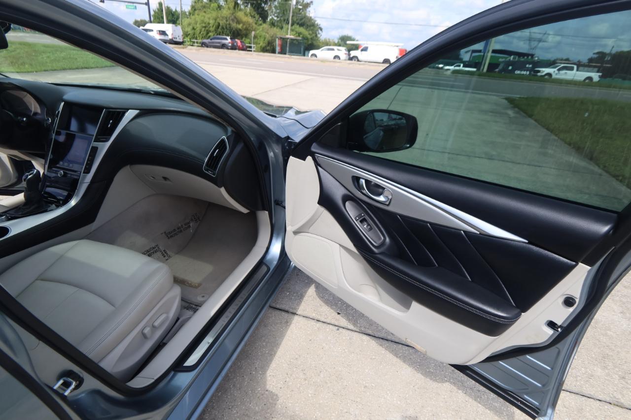 Infiniti Q50 3.0t LUXE RWD 2020