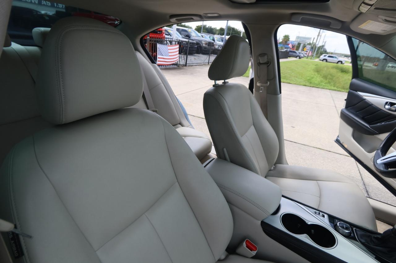 Infiniti Q50 3.0t LUXE RWD 2020