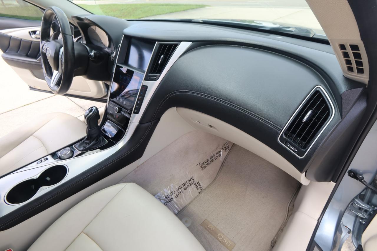 Infiniti Q50 3.0t LUXE RWD 2020