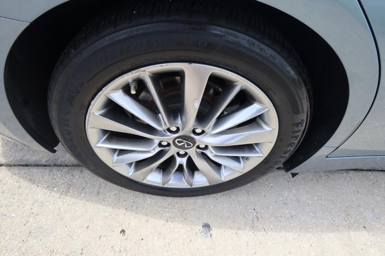 Infiniti Q50 3.0t LUXE RWD 2020