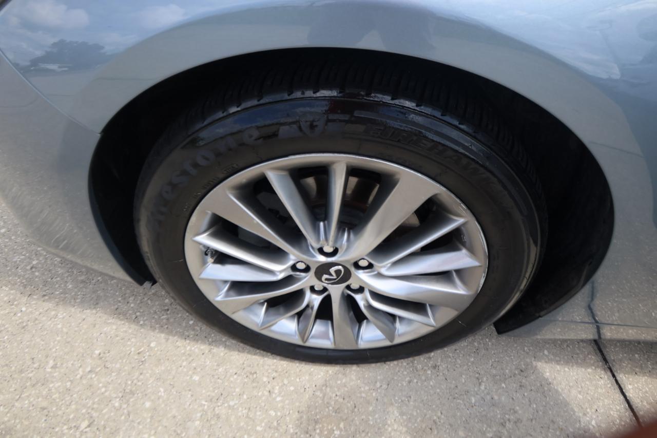 Infiniti Q50 3.0t LUXE RWD 2020