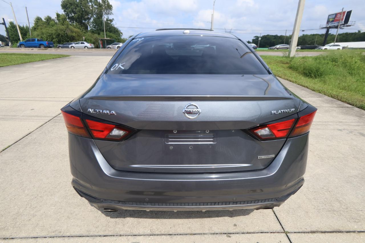 Nissan Altima 2.0 Platinum Sedan 2020