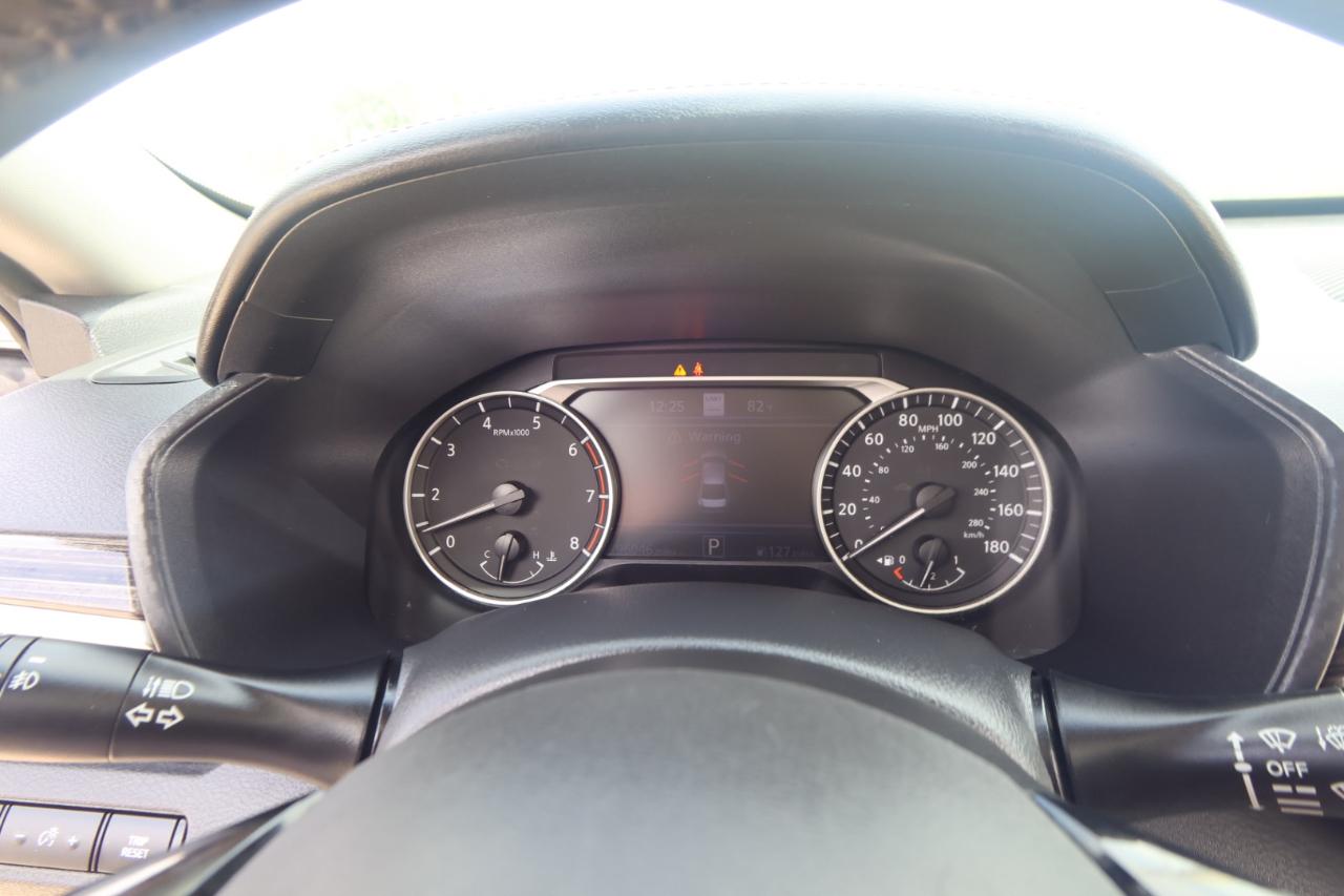 Nissan Altima 2.0 Platinum Sedan 2020