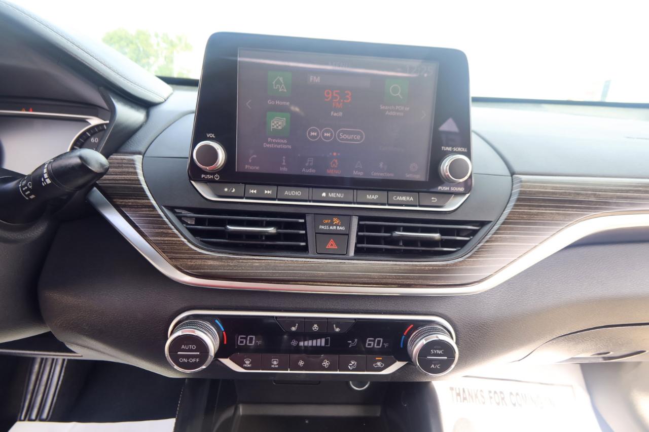 Nissan Altima 2.0 Platinum Sedan 2020