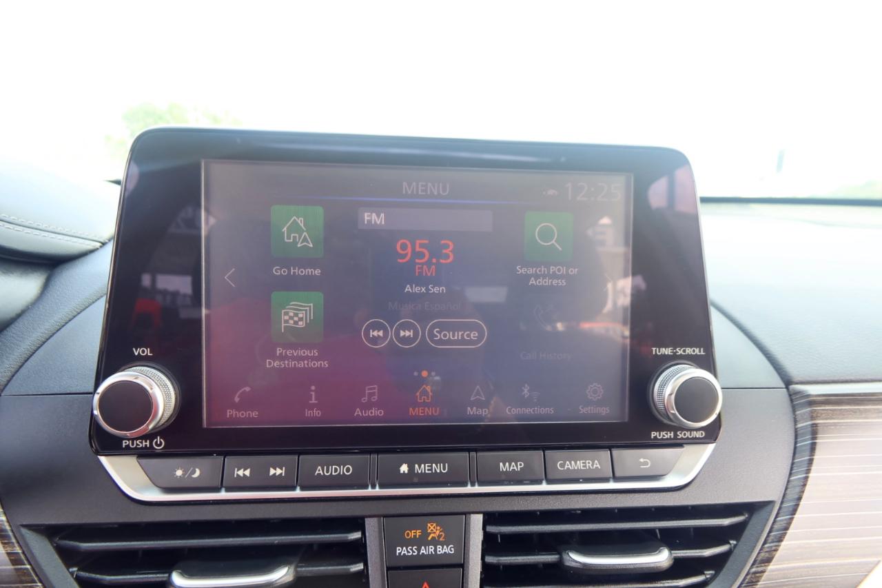 Nissan Altima 2.0 Platinum Sedan 2020