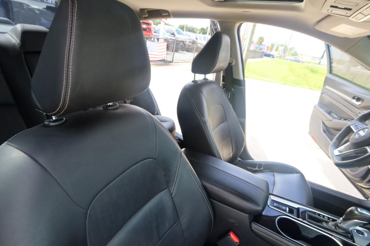 Nissan Altima 2.0 Platinum Sedan 2020