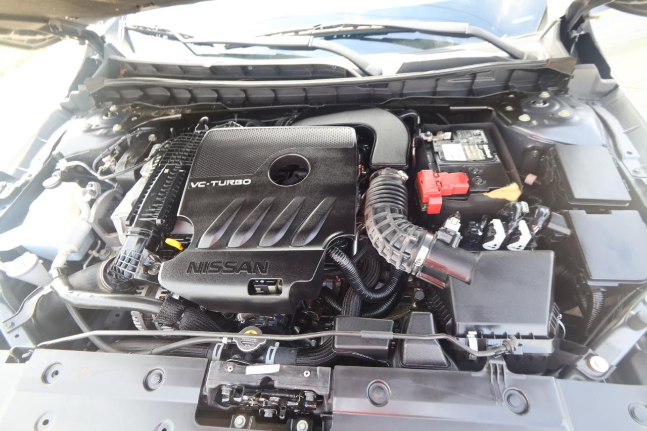Nissan Altima 2.0 Platinum Sedan 2020