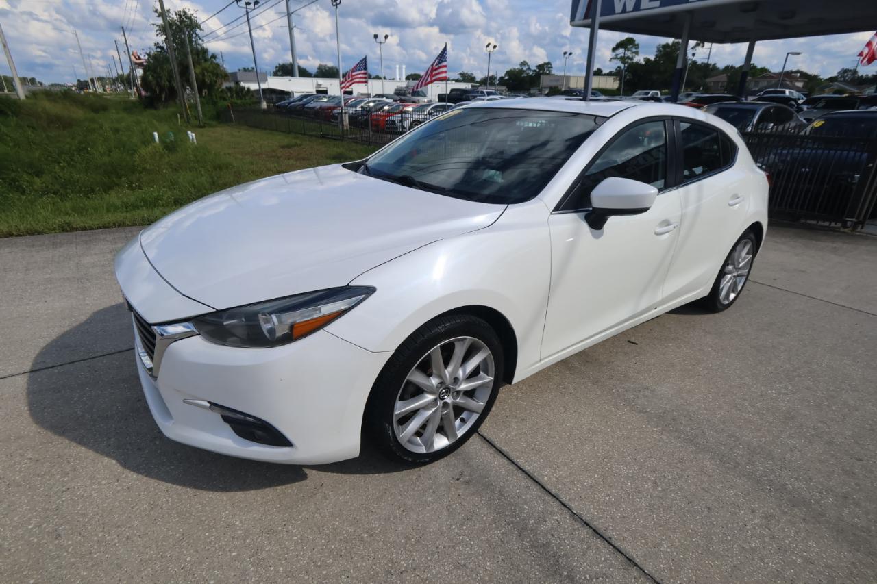 Mazda Mazda3 5-Door Grand Touring Auto 2017