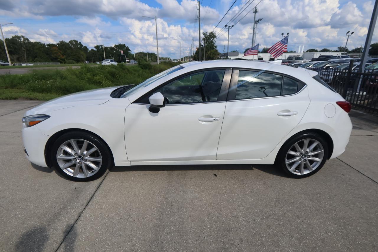 Mazda Mazda3 5-Door Grand Touring Auto 2017
