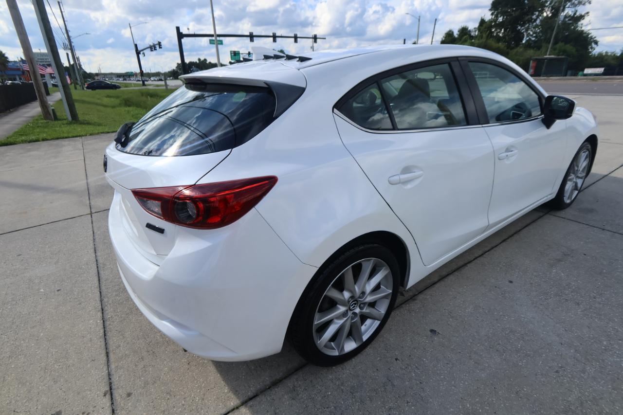 Mazda Mazda3 5-Door Grand Touring Auto 2017