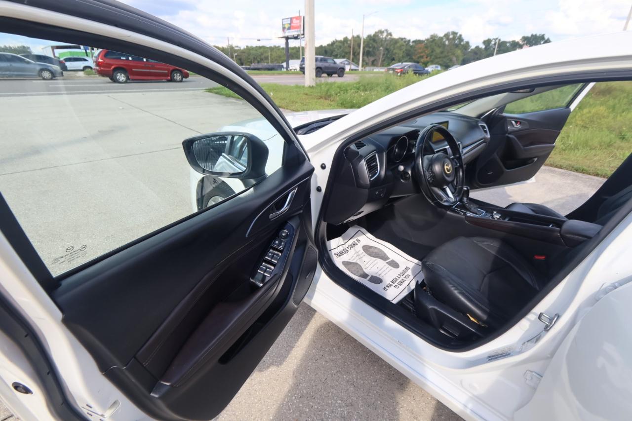 Mazda Mazda3 5-Door Grand Touring Auto 2017