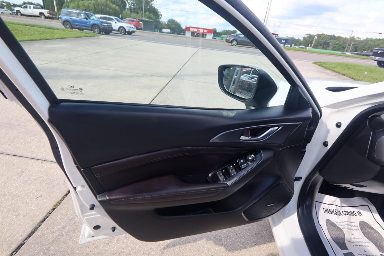 Mazda Mazda3 5-Door Grand Touring Auto 2017