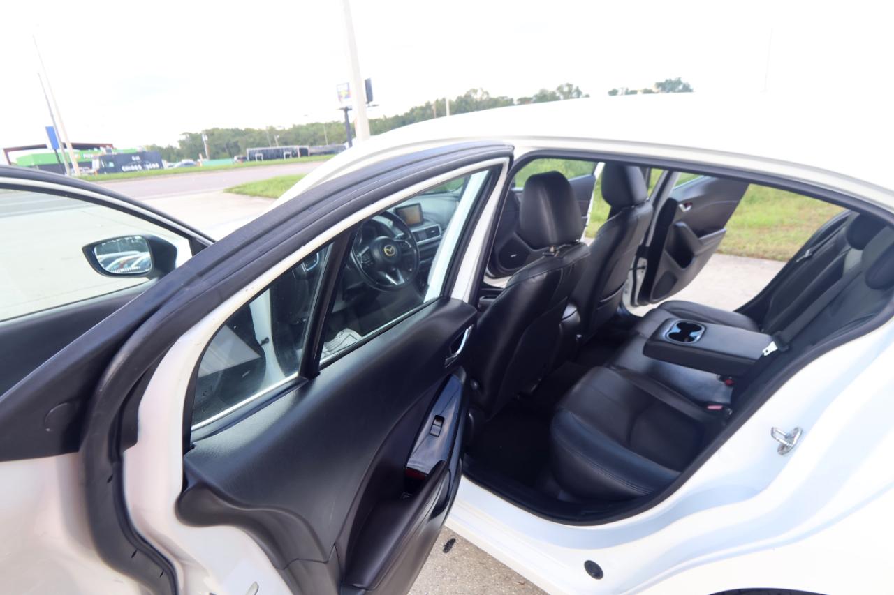 Mazda Mazda3 5-Door Grand Touring Auto 2017