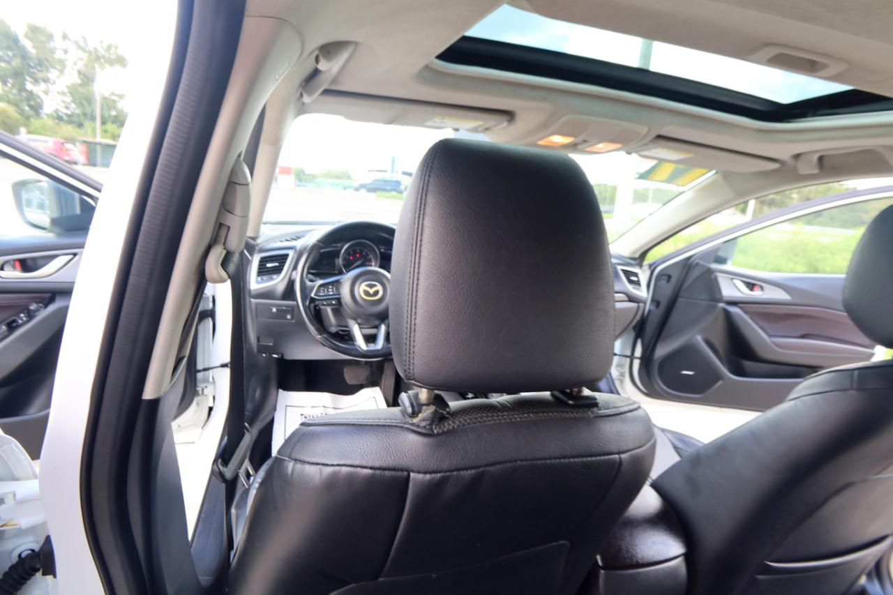 Mazda Mazda3 5-Door Grand Touring Auto 2017