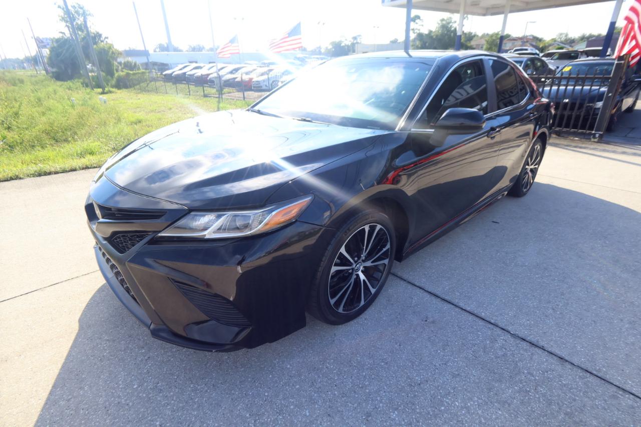 Toyota Camry SE 4D Sedan 2019